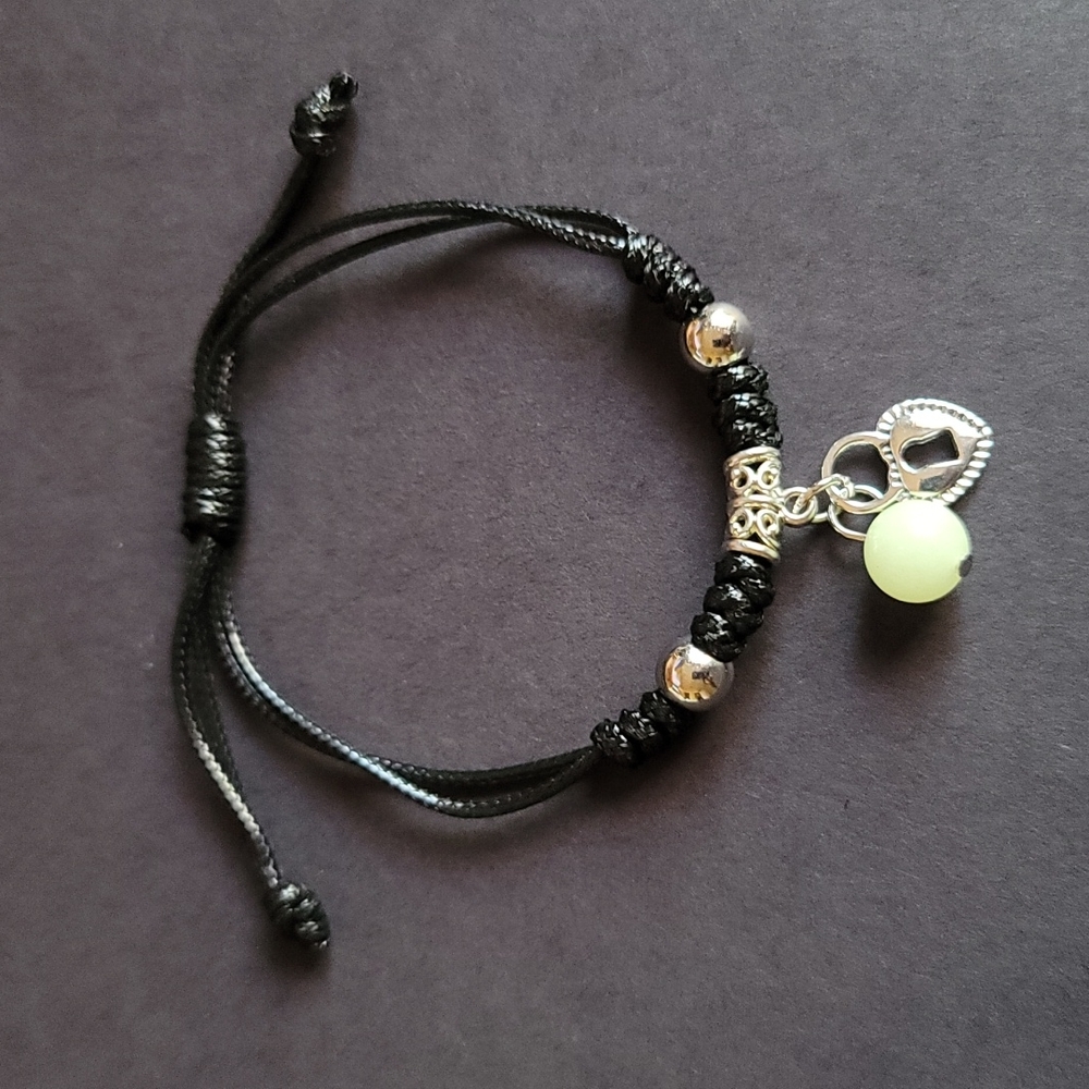Glow in the dark "Heart Lock" Bracelet